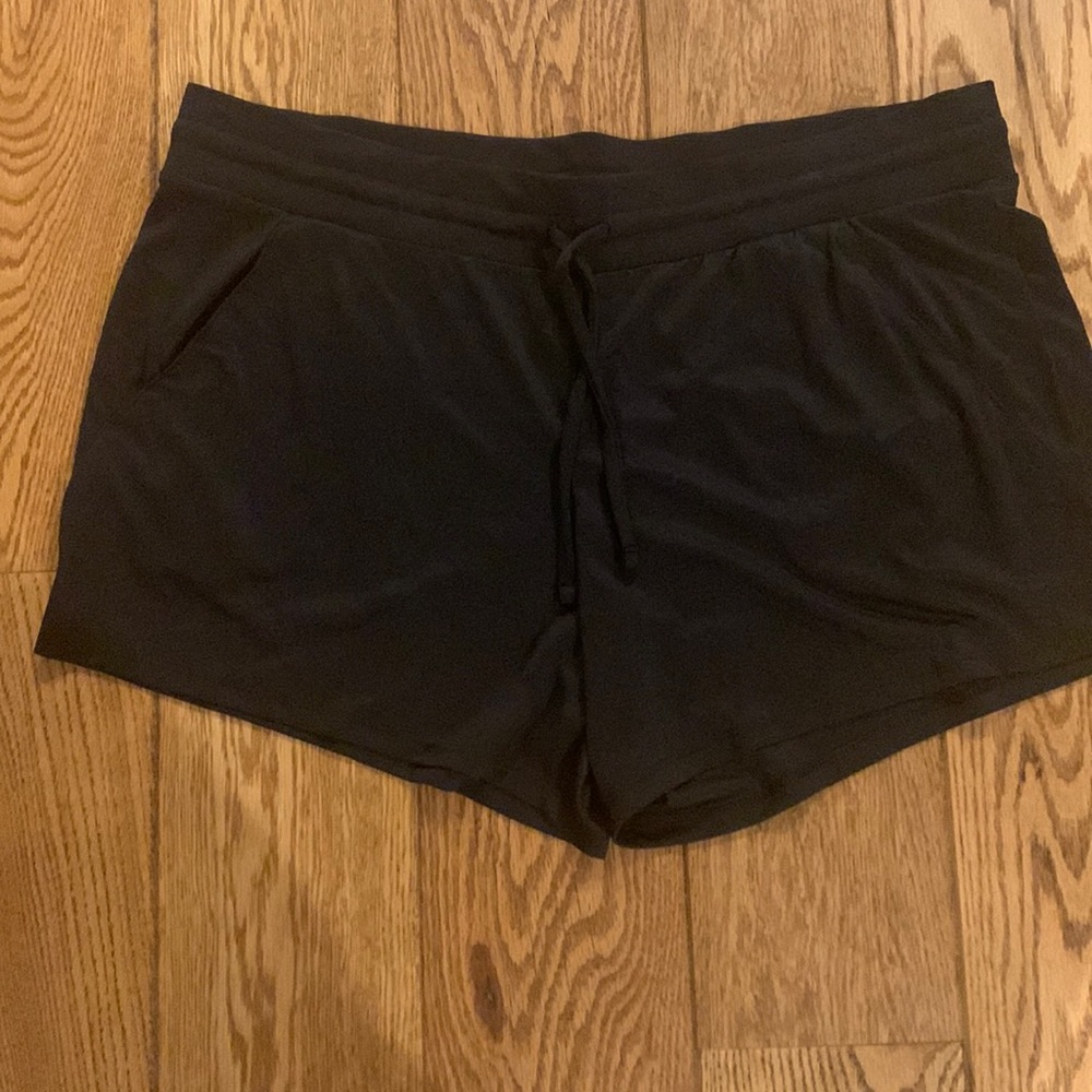Drawstring shorts